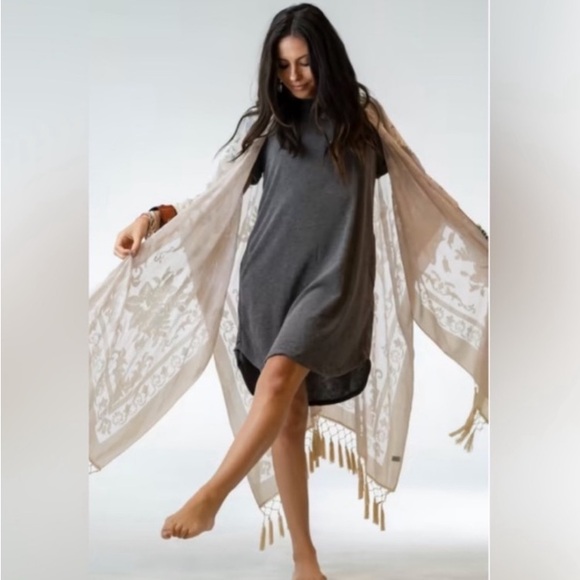 UNICORN 🦄 RARE FREE PEOPLE NIGHTBIRD BURNOUT KIMONO OS - Picture 4 of 16